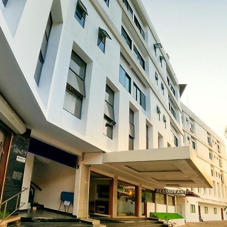 Green Park Residency Kannur Extérieur photo
